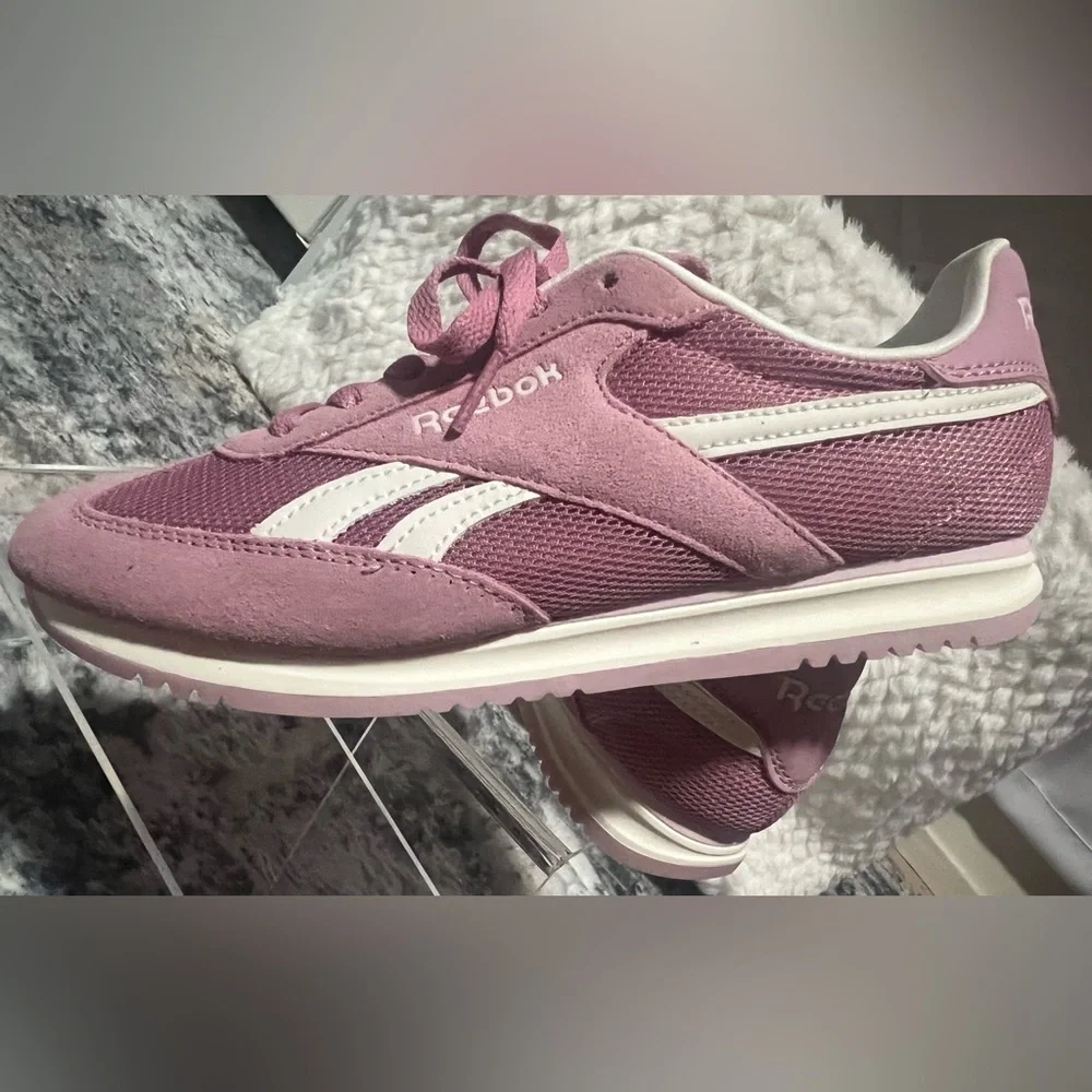 Reebok - Picture 7 of 7